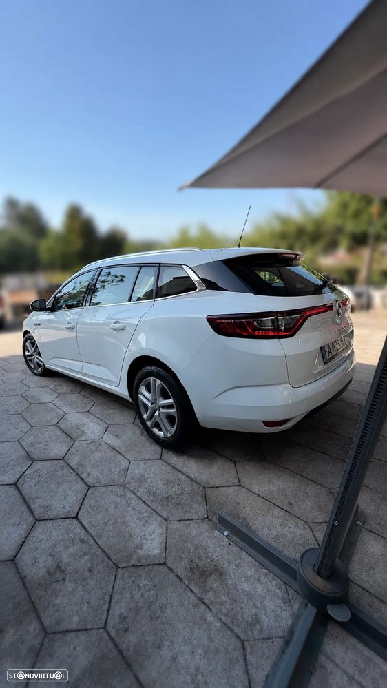 Renault Mégane Sport Tourer 1.5 dCi Dynamique - 1