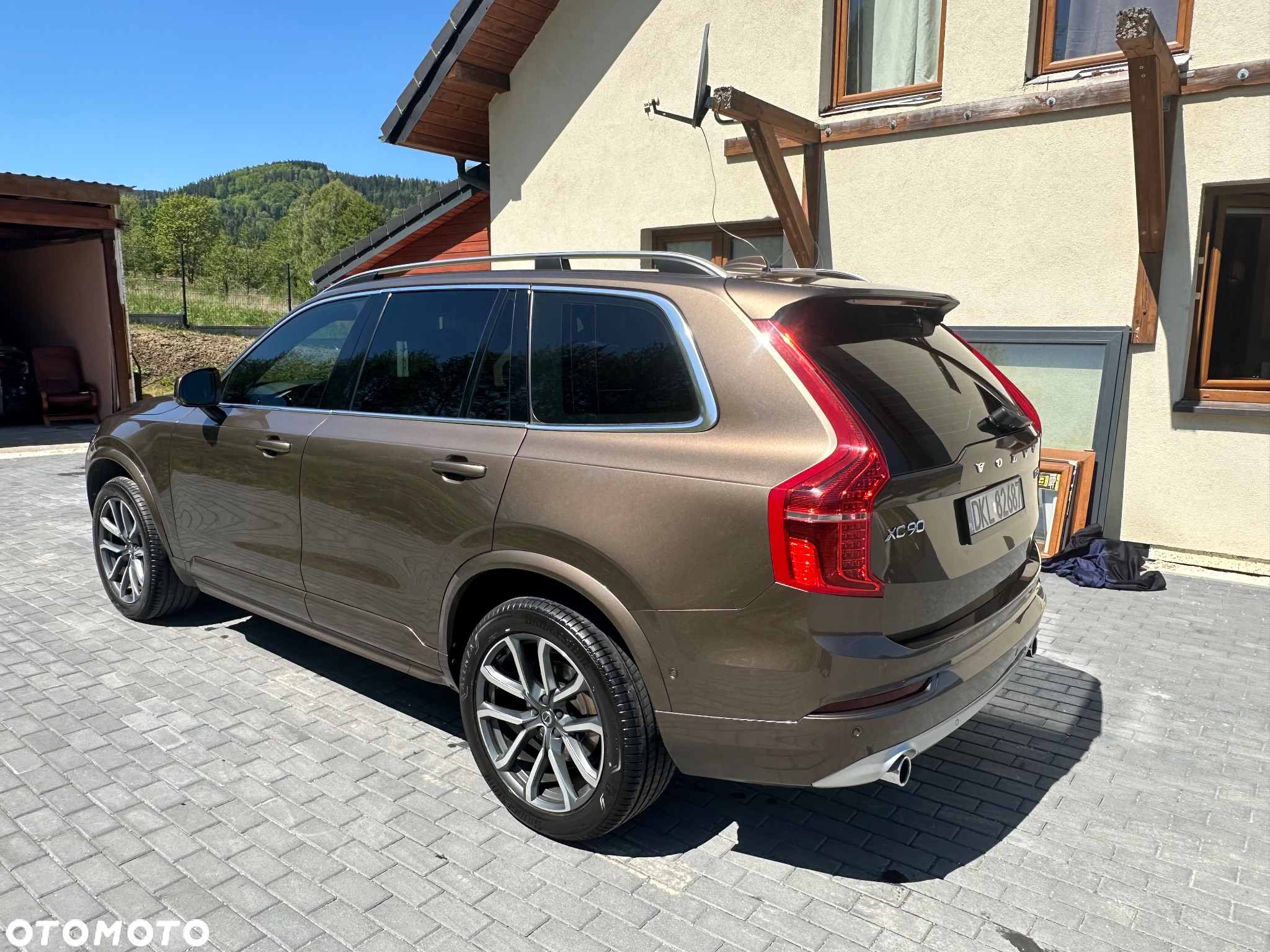 Volvo XC 90 D5 AWD Momentum - 4