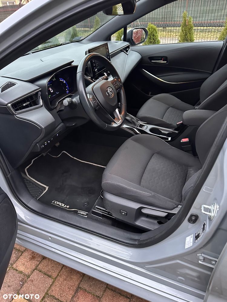 Toyota Corolla 1.8 Hybrid Comfort - 34