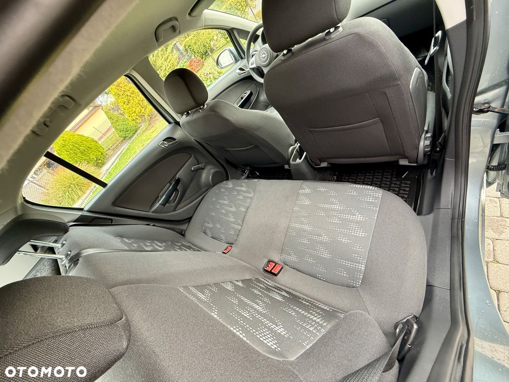 Opel Corsa 1.2 16V - 24