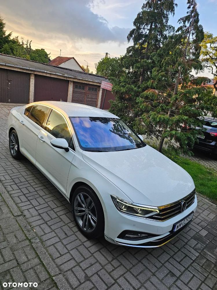 Volkswagen Passat 2.0 TDI 4Mot Elegance DSG - 24
