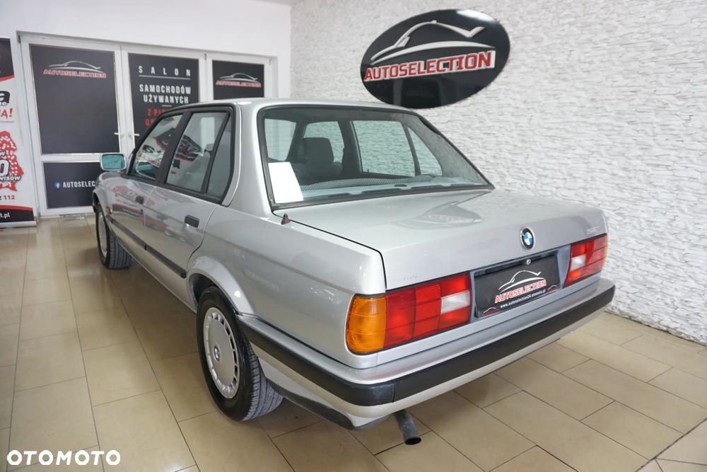 BMW Seria 3 316i - 9
