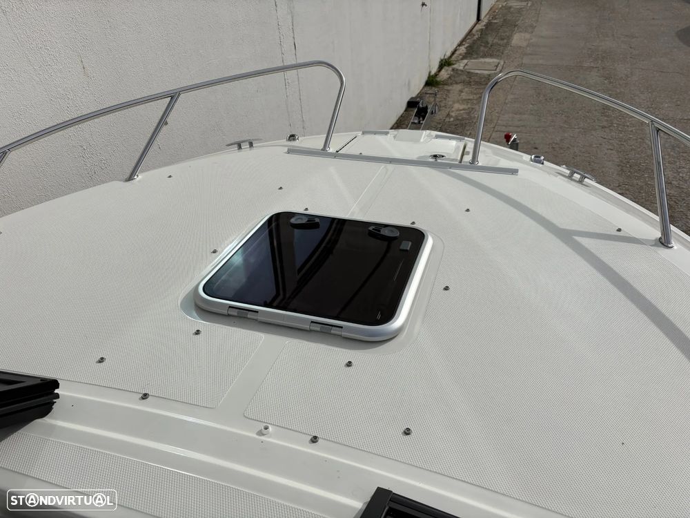 Bayliner C21 OB - 10