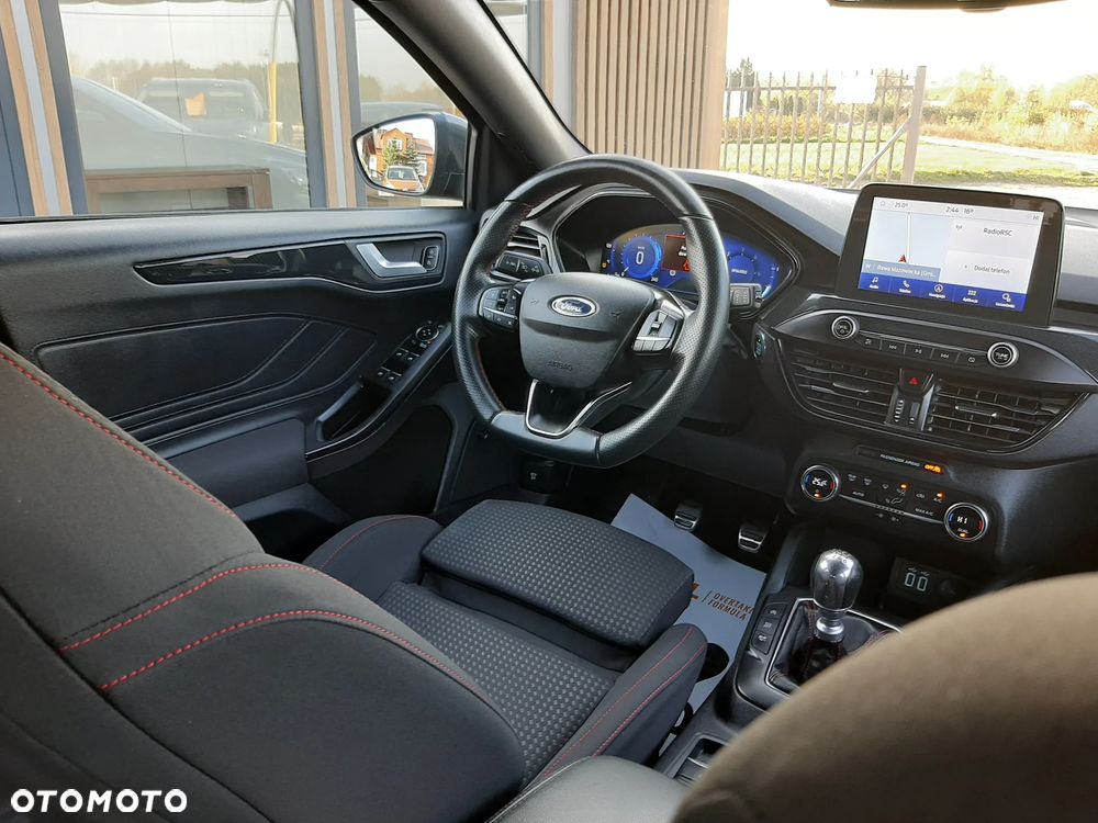 Ford Focus 1.5 EcoBlue STart-Stopp-System ST-LINE - 26