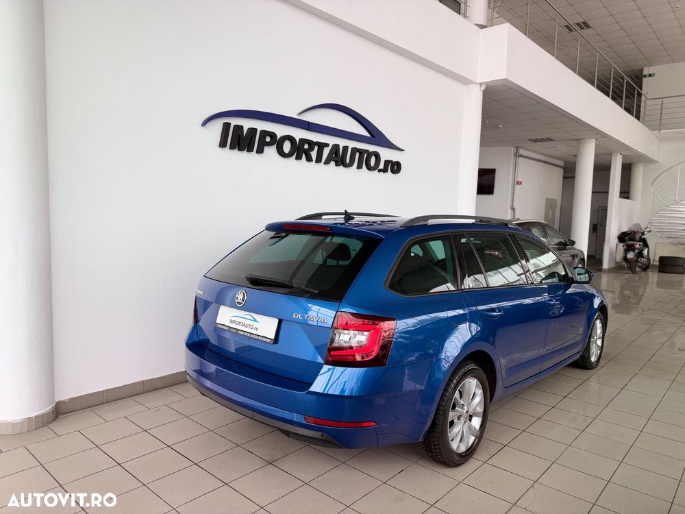 Skoda Octavia 1.6 TDI DSG Ambition - 10