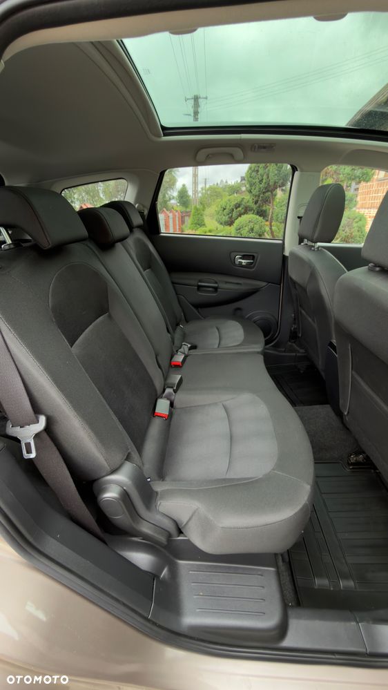 Nissan Qashqai+2 - 21