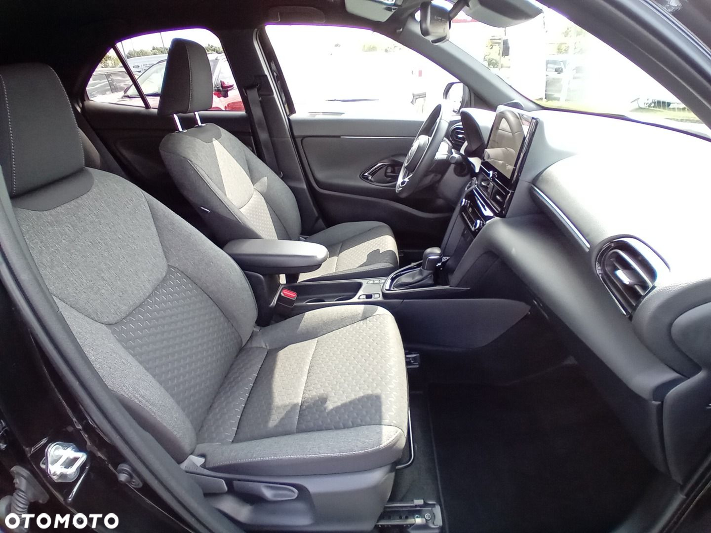 Toyota Yaris Cross - 30