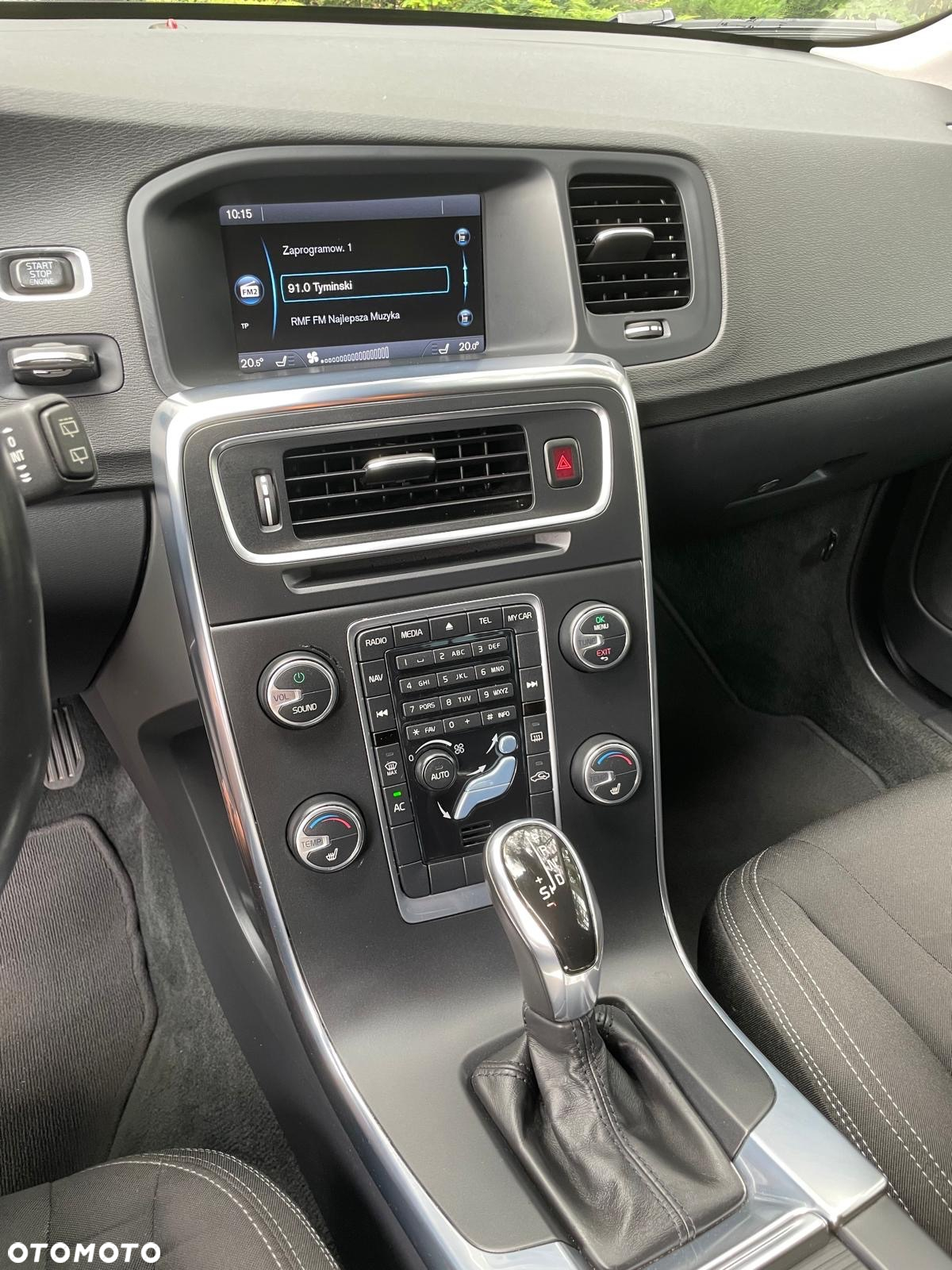 Volvo V60 D4 AWD - 15