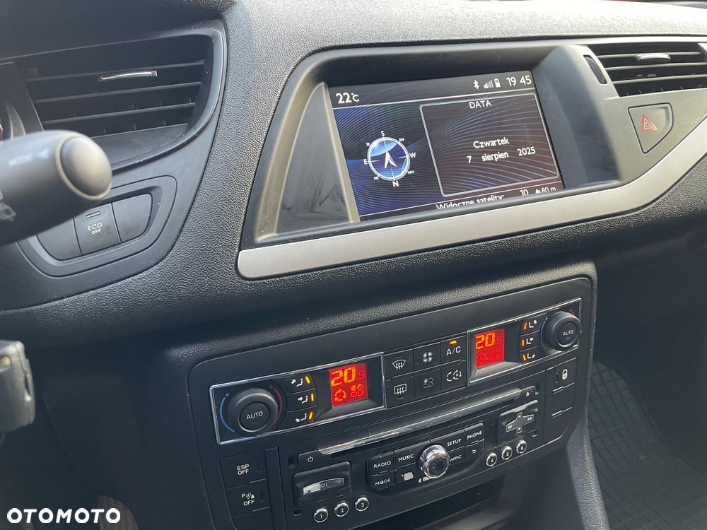 Citroën C5 Tourer e-HDi 115 EGS6 FAP Selection - 15