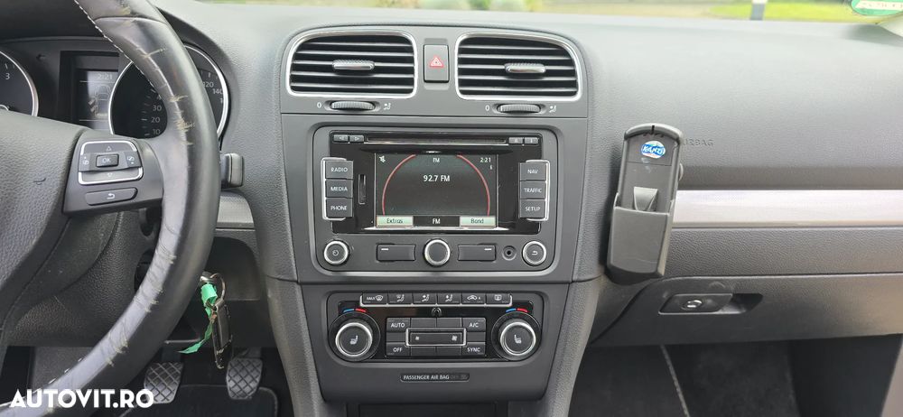 VOLKSWAGEN Golf 2013 — imagine 10