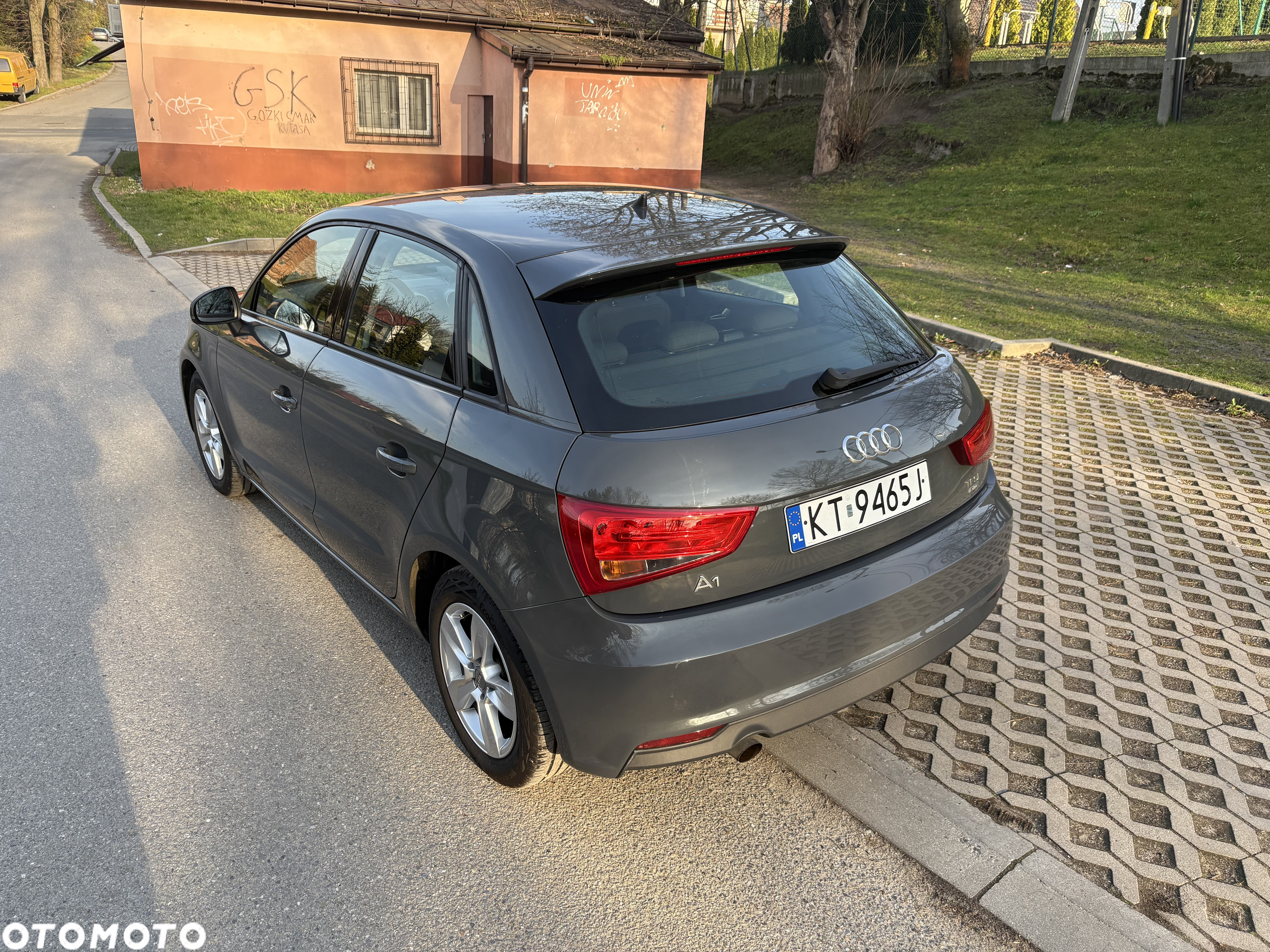 Audi A1 1.0 TFSI ultra Design - 10