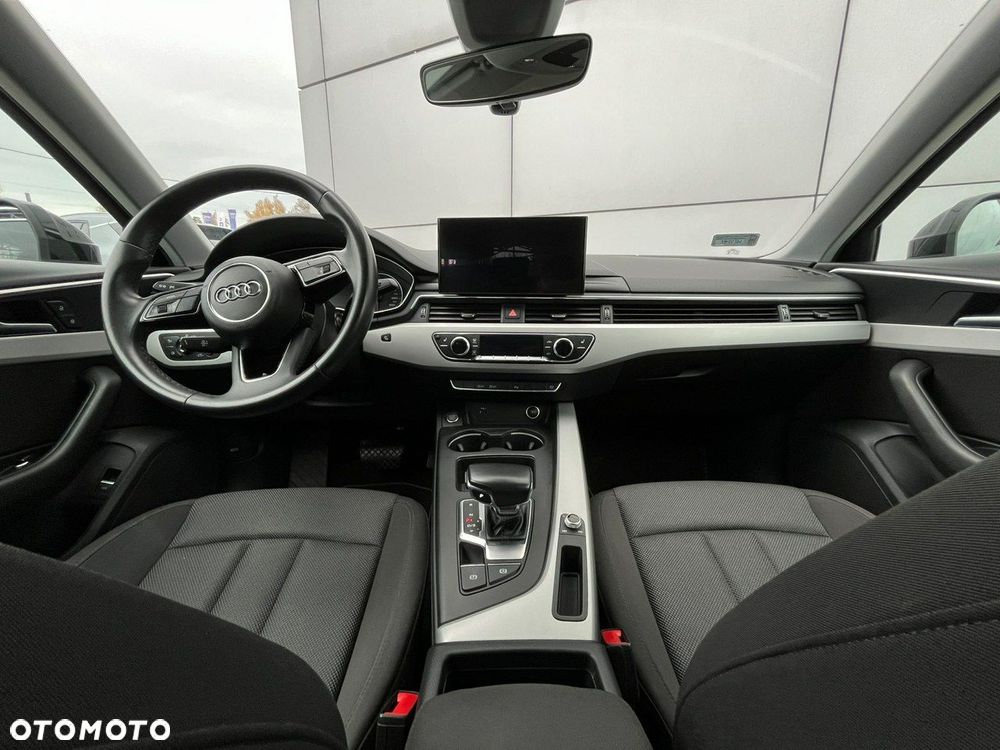 Audi A4 Limousine - 17