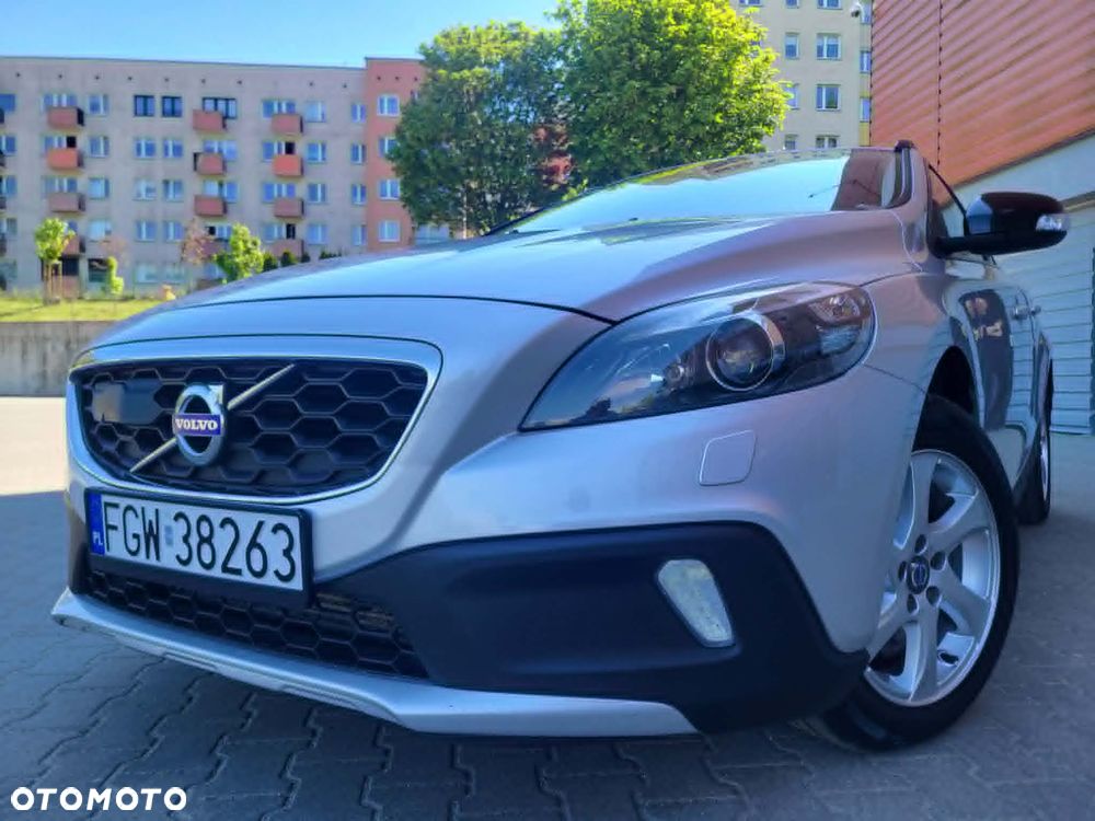 Volvo V40 D2 Summum - 4