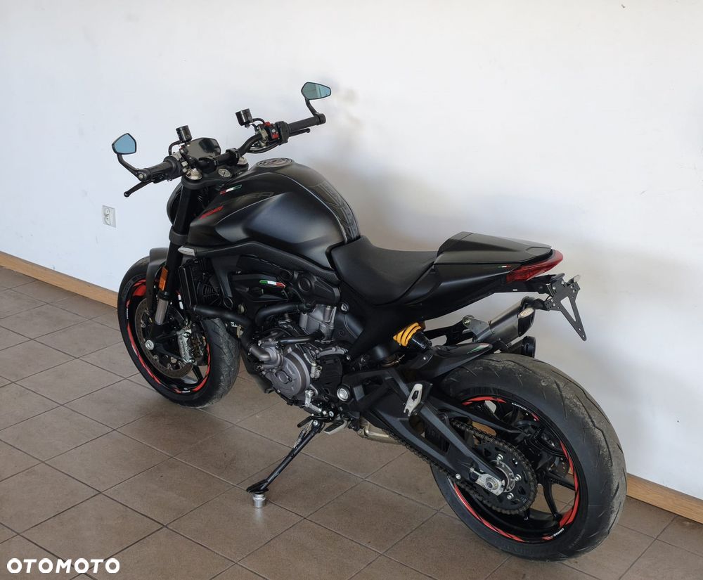 Ducati Monster - 12
