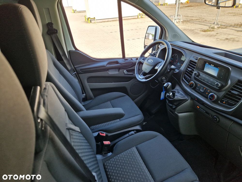 Ford Transit Custom 280 L1H1 Ambiente (bryg.) - 17