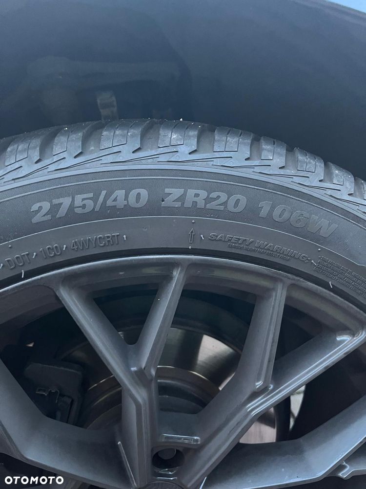 Dodge Challenger - 38