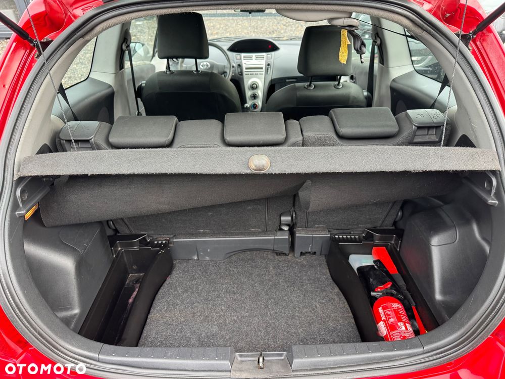 Toyota Yaris 1.0 Luna - 16
