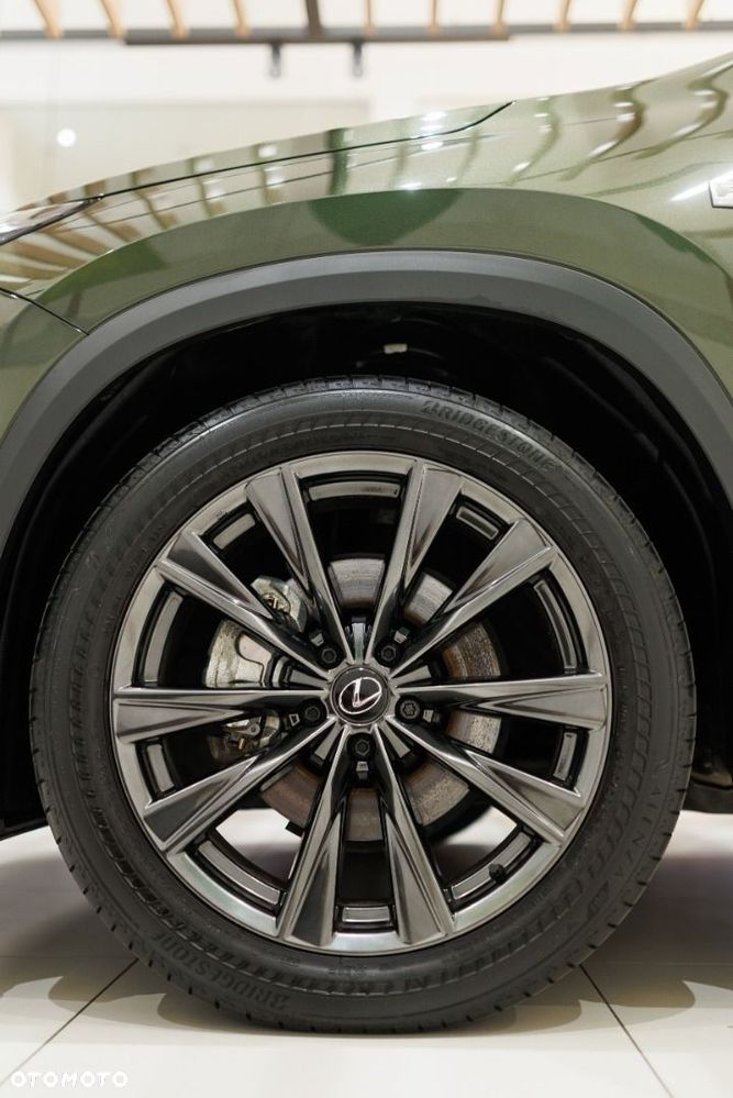 Lexus NX 350h F Sport AWD - 9