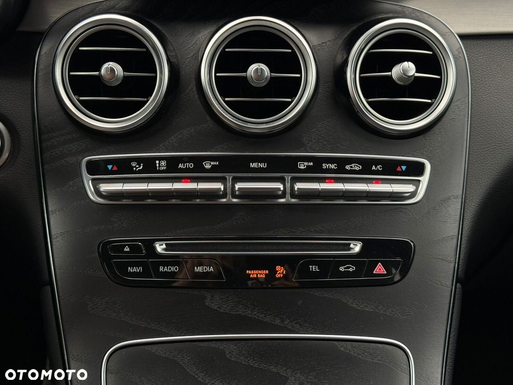 Mercedes-Benz GLC 250 4-Matic - 26