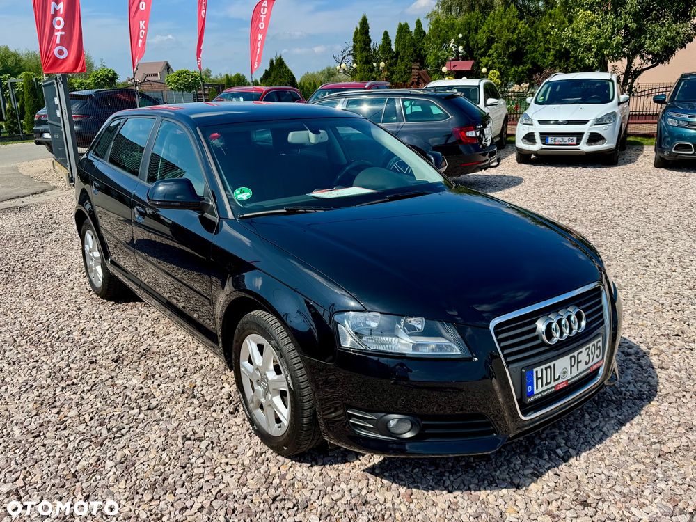 Audi A3 Sportback - 1