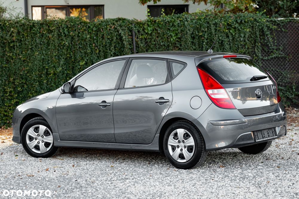Hyundai i30 1.4 Classic - 9