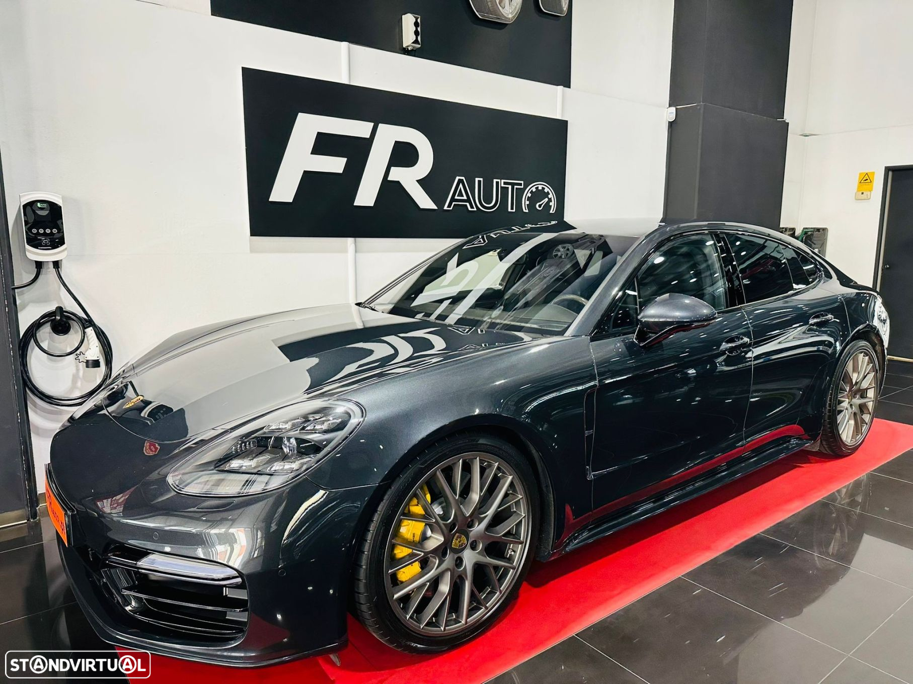 Porsche Panamera Turbo - 2