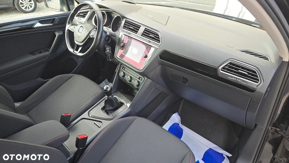 Volkswagen Tiguan 2.0 TDI SCR (BlueMotion Technology) Sound - 8
