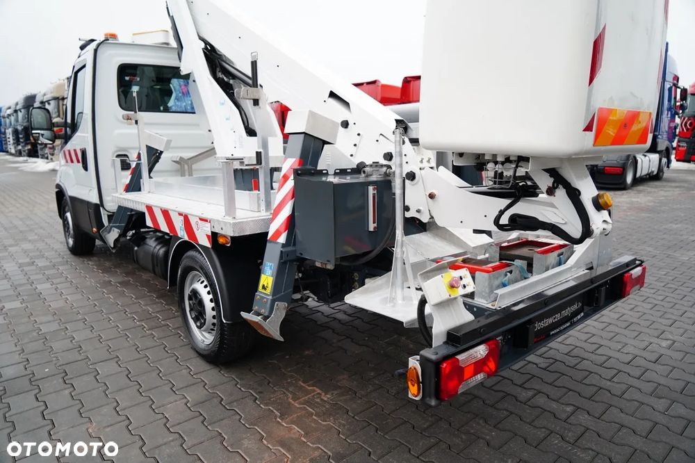 Iveco 35-140 / ZWYŻKA / PODNOŚNIK KOSZOWY FRANCE ELEVATEUR 141 TLE / 4 PODPORY / MANUAL / 2020  R - 17