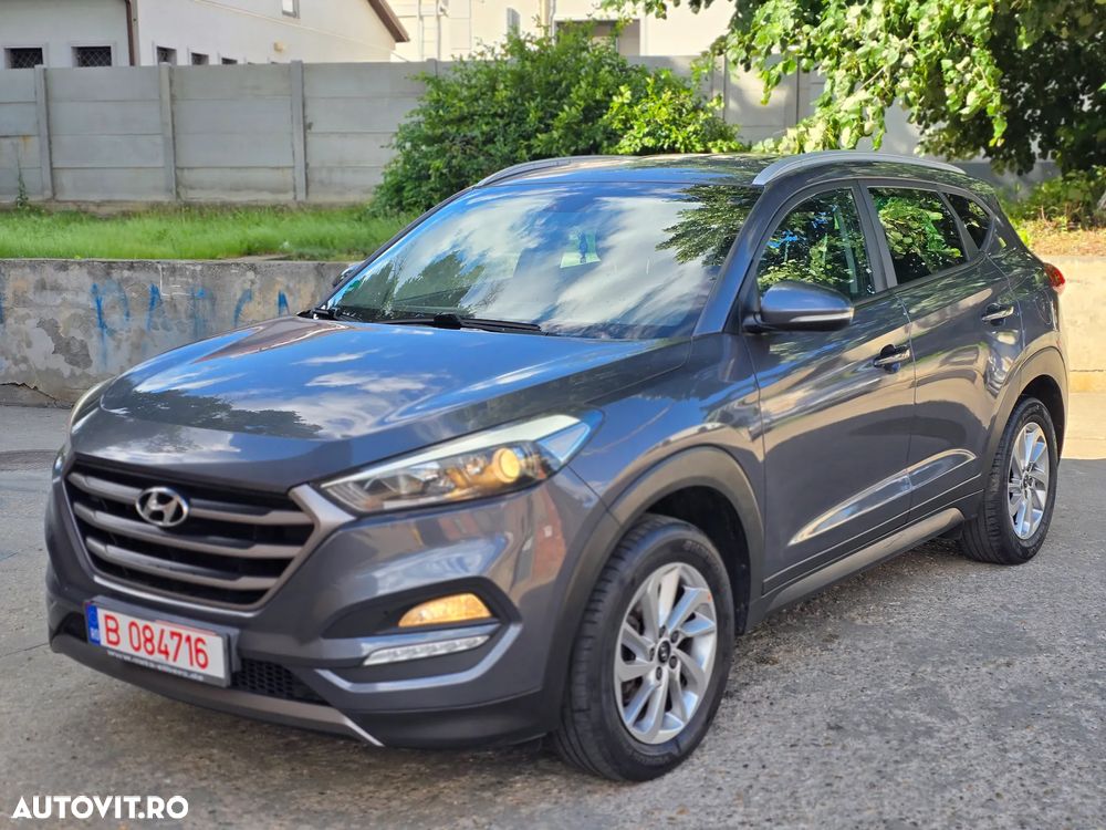 Hyundai Tucson blue 1.7 CRDi 2WD Style - 1