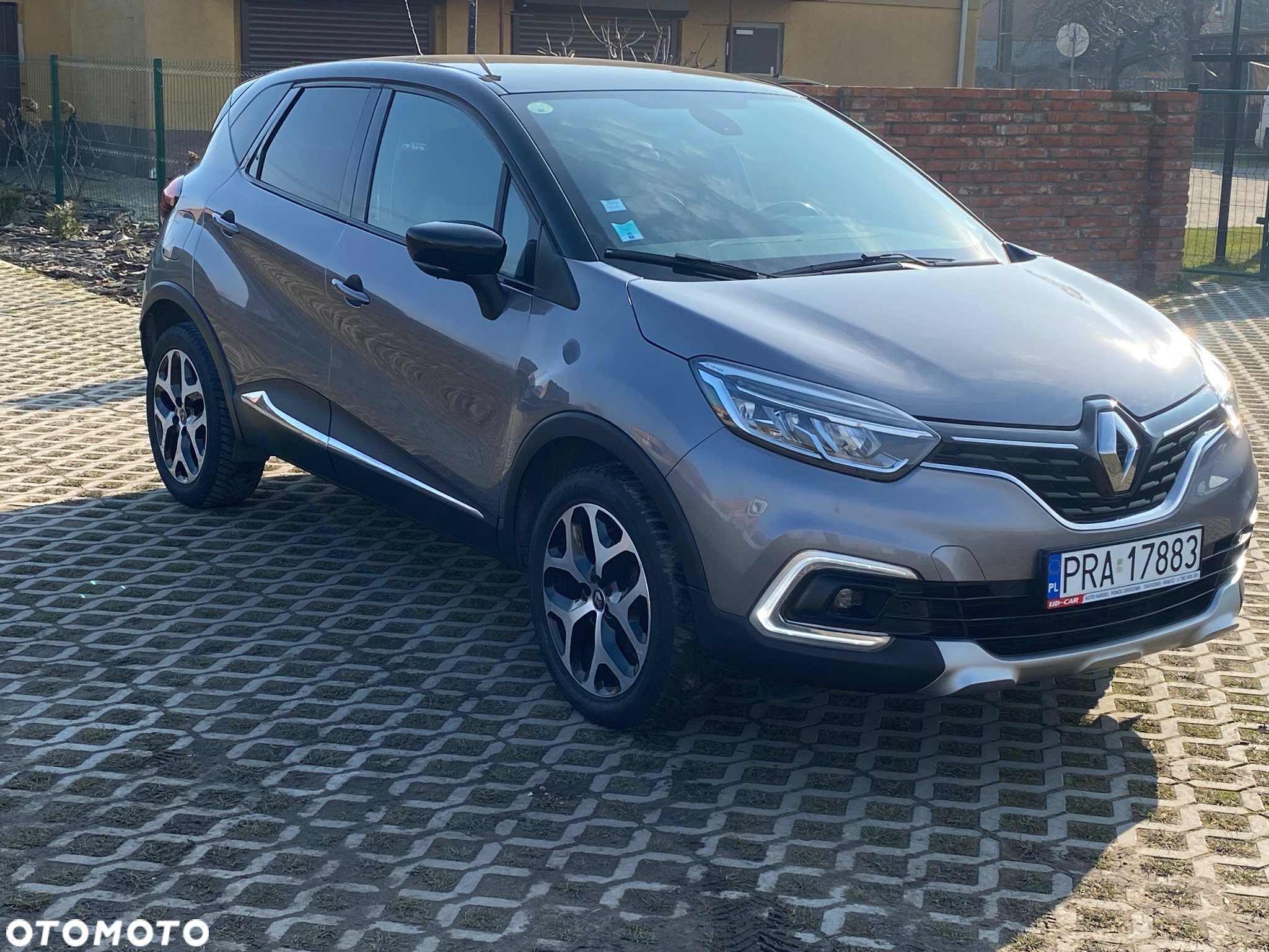 Renault Captur 1.5 dCi Energy Intens - 3