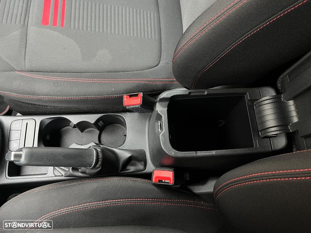 Ford Fiesta 1.0 EcoBoost ST-Line - 35