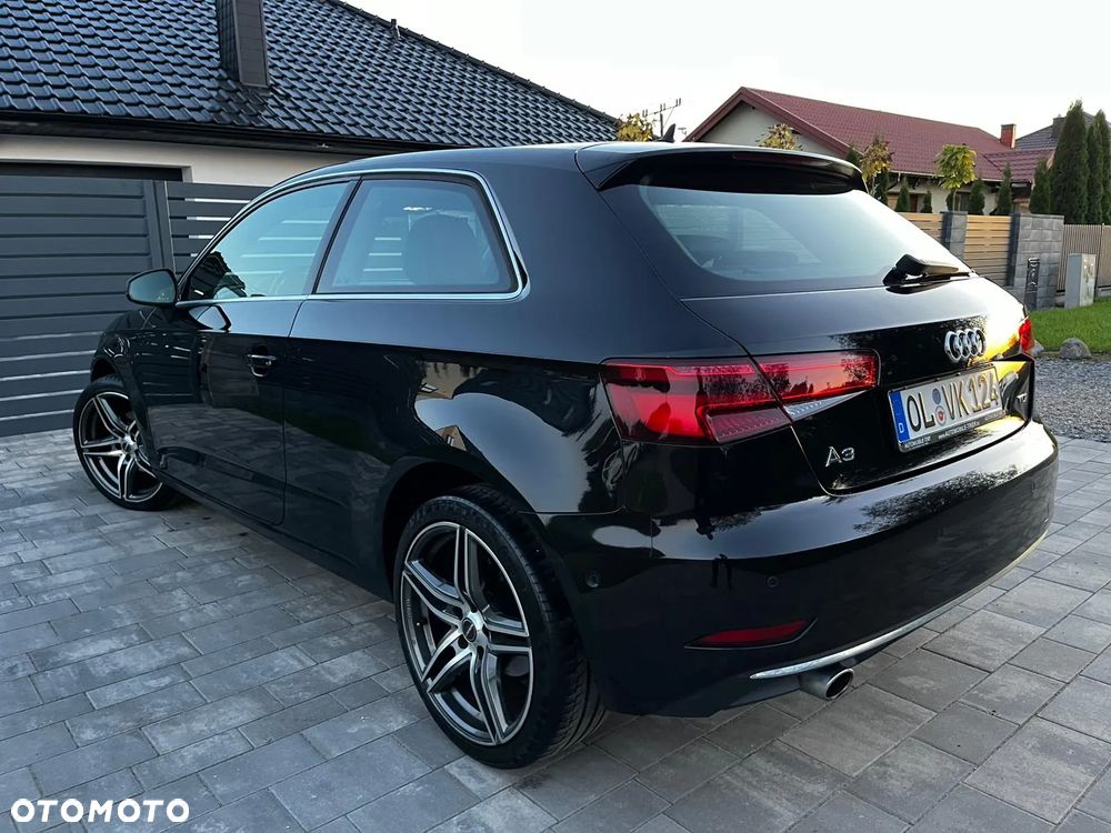 Audi A3 1.6 TDI S tronic - 17