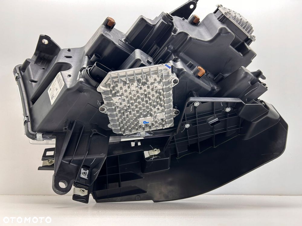DODGE RAM 19-23 LAMPA FULL LED LEWA PRAWA PRZÓD - 15