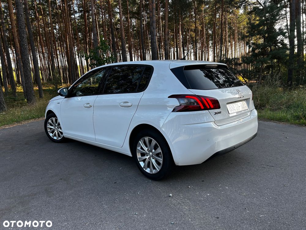 Peugeot 308 - 4
