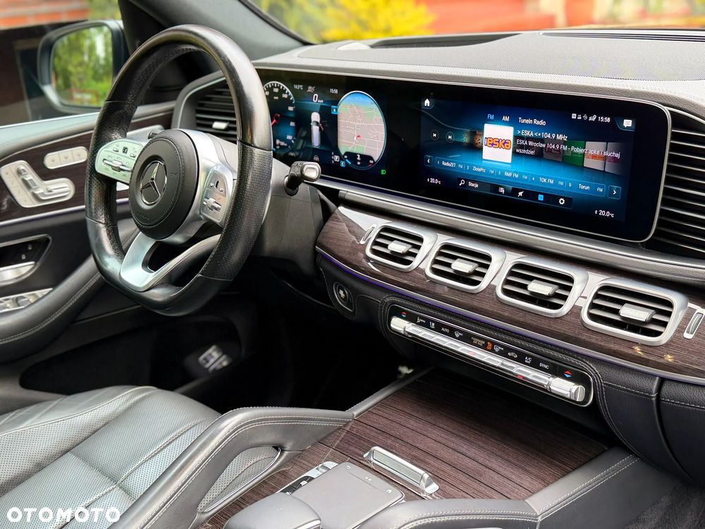 Mercedes-Benz GLS - 22