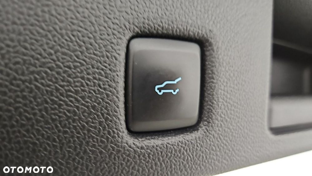 Ford Kuga 2.0 EcoBlue AWD ST-Line X - 26
