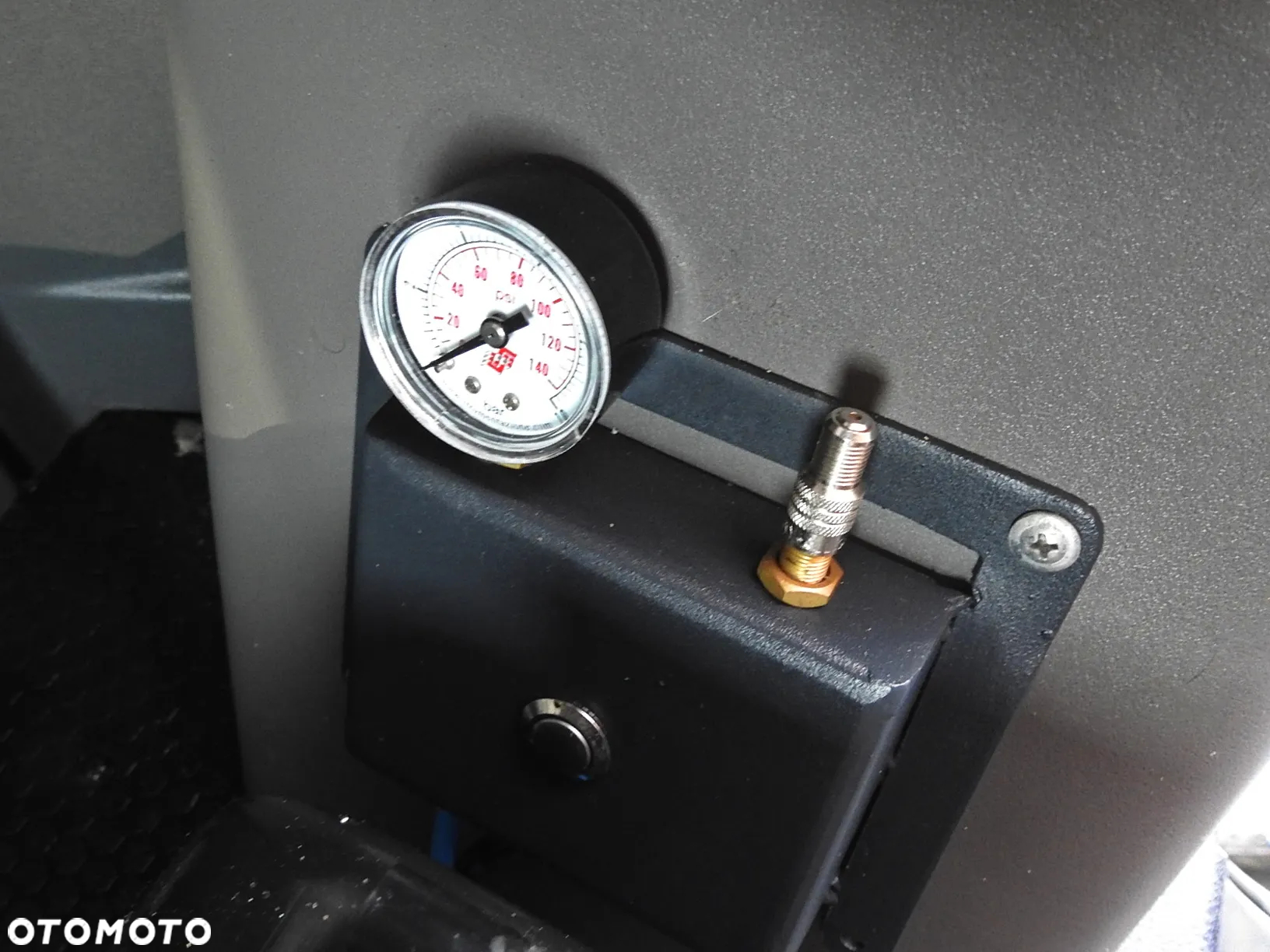 Opel MOVANO PLANDEKA 8 PALET WEBASTO TEMPOMAT KLIMATYZACJA LEDY PNEUMATYKA 165KM [ 267637 ] - 30