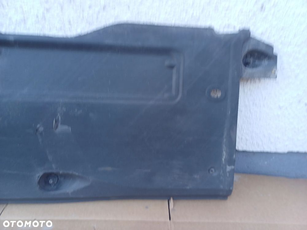 Płyta osłona podłogi podwozia prawa Skoda Superb II 3T0825202G kombi - 5
