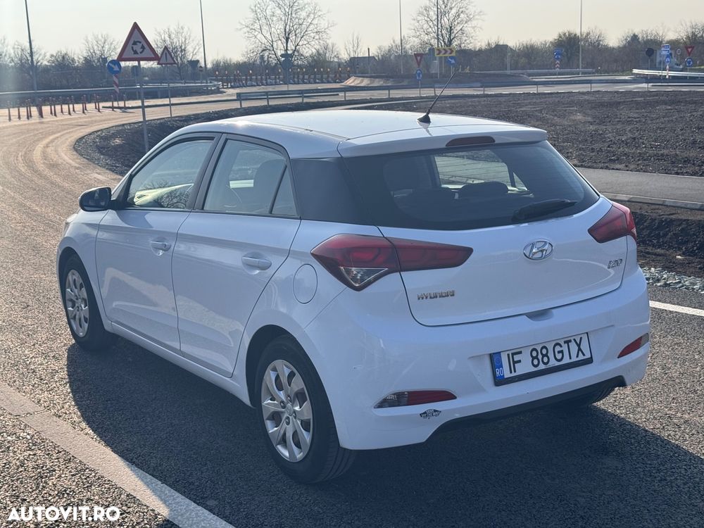Hyundai i20 - 5