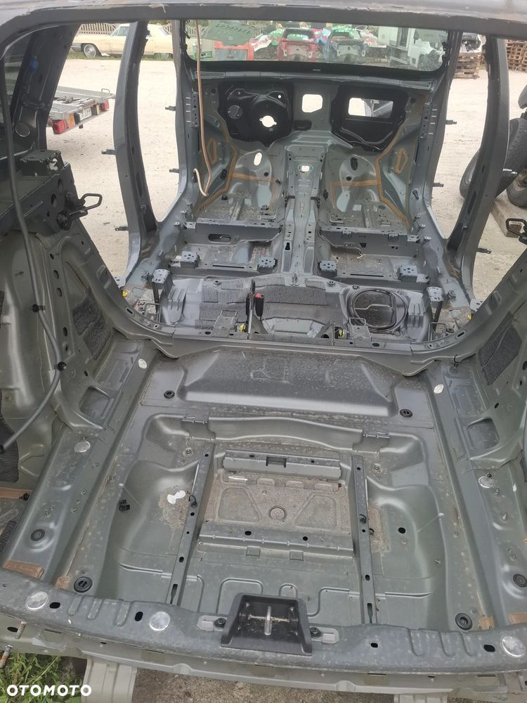 Volvo XC60 II Cała karoseria ćwiartka przod tył szyby komplet kod lakieru 714 - 14