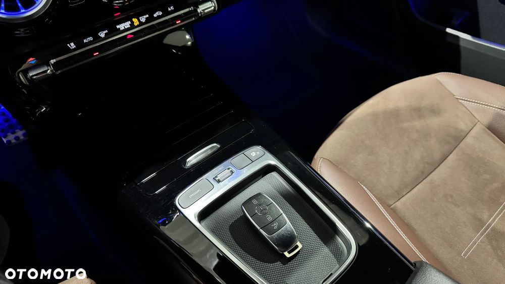 Mercedes-Benz Klasa A 200 AMG Line 7G-DCT - 27