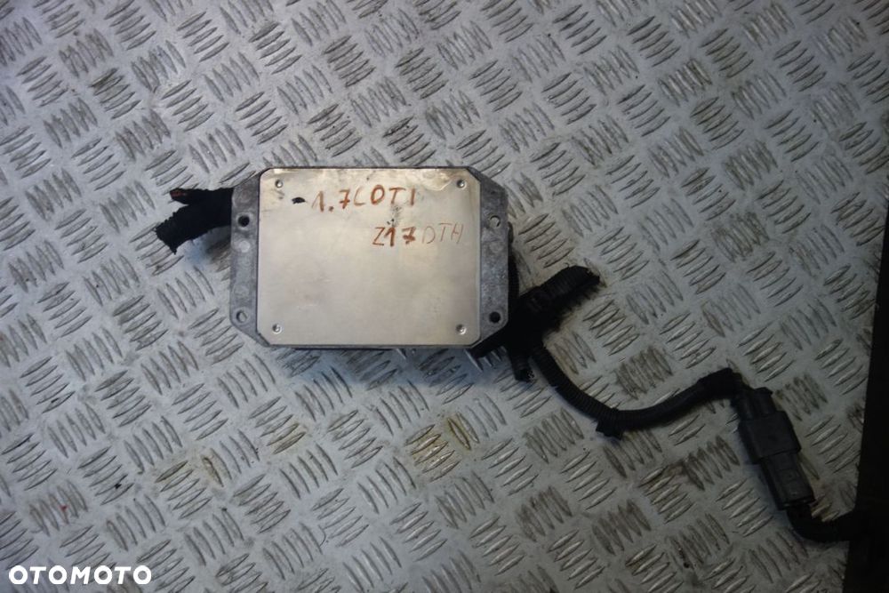 KOMPUTER STEROWNIK SILNIKA OPEL 1.7 CDTI Z17DTH - 2