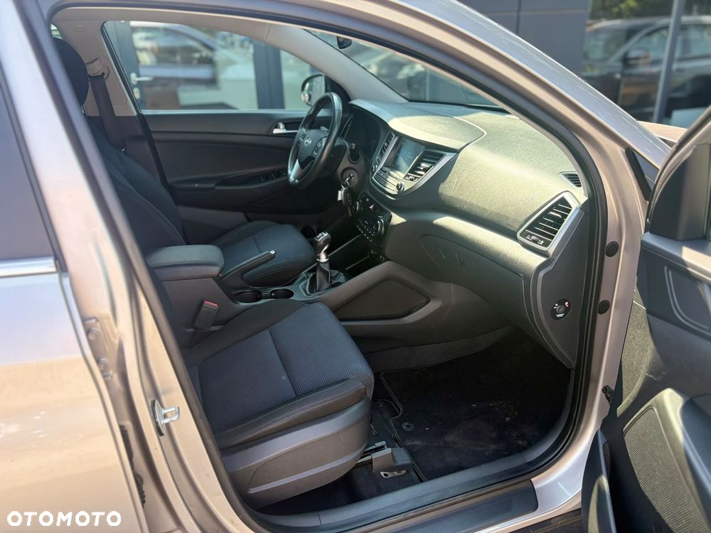 Hyundai Tucson blue 1.6 GDi 2WD Classic - 11