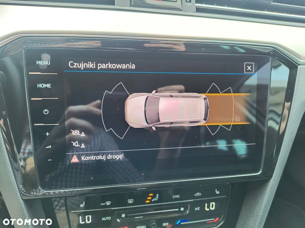Volkswagen Passat - 23