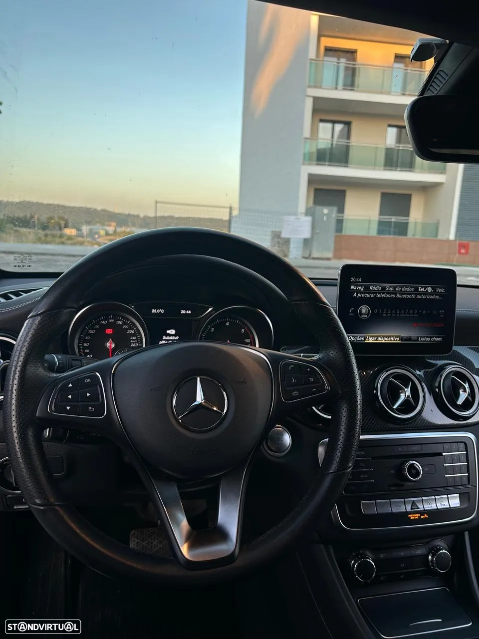 Mercedes-Benz CLA 200 d Shooting Brake Urban Aut. - 13