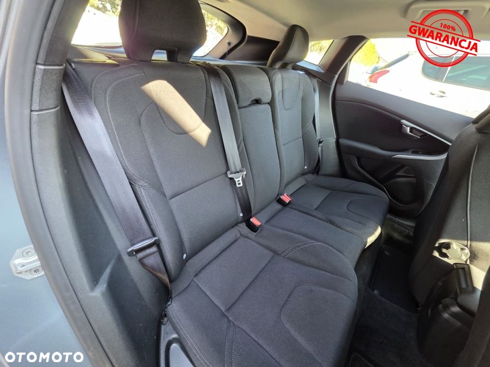Volvo V40 - 23