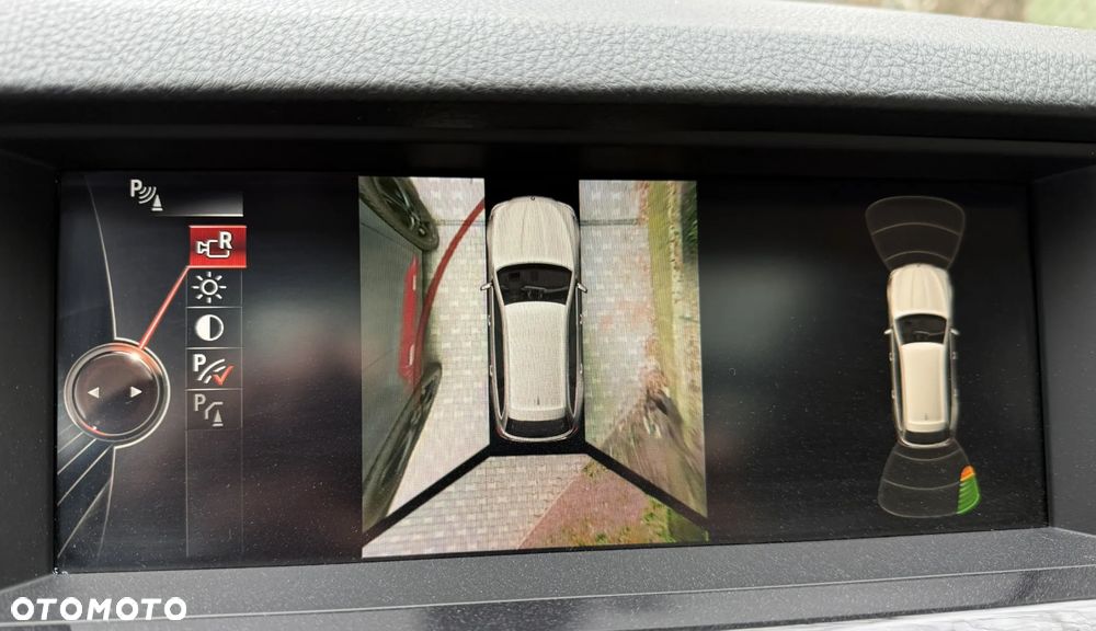 BMW Seria 5 520d xDrive - 26