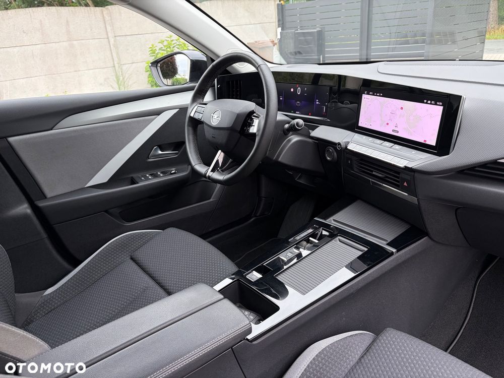Opel Astra 1.2 Turbo Automatik Business Edition - 24