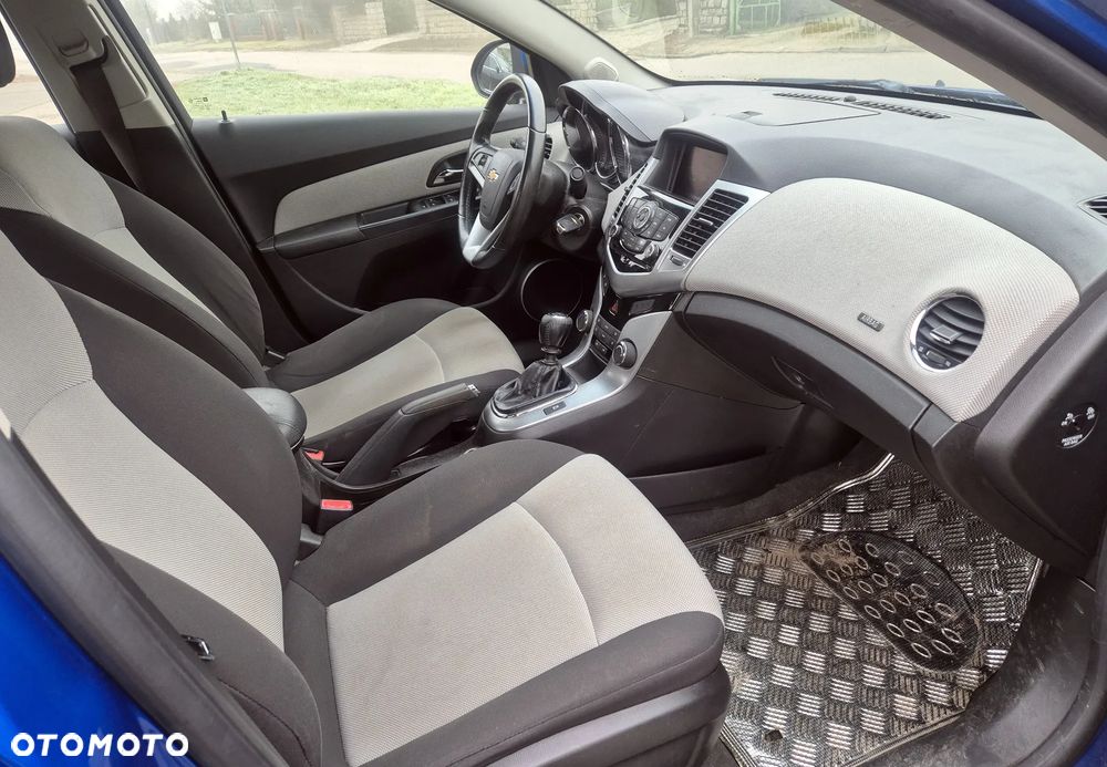 Chevrolet Cruze 1.8 LTZ - 8