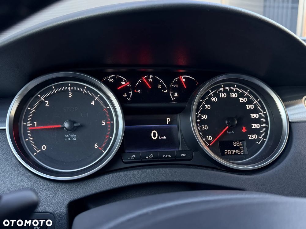 Peugeot 508 RXH BlueHDi 180 EAT6 Stop&Start - 32